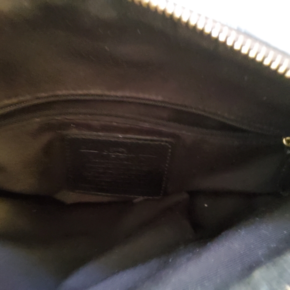 Authentic Coach Christie Carryall - Picture 3 of 15